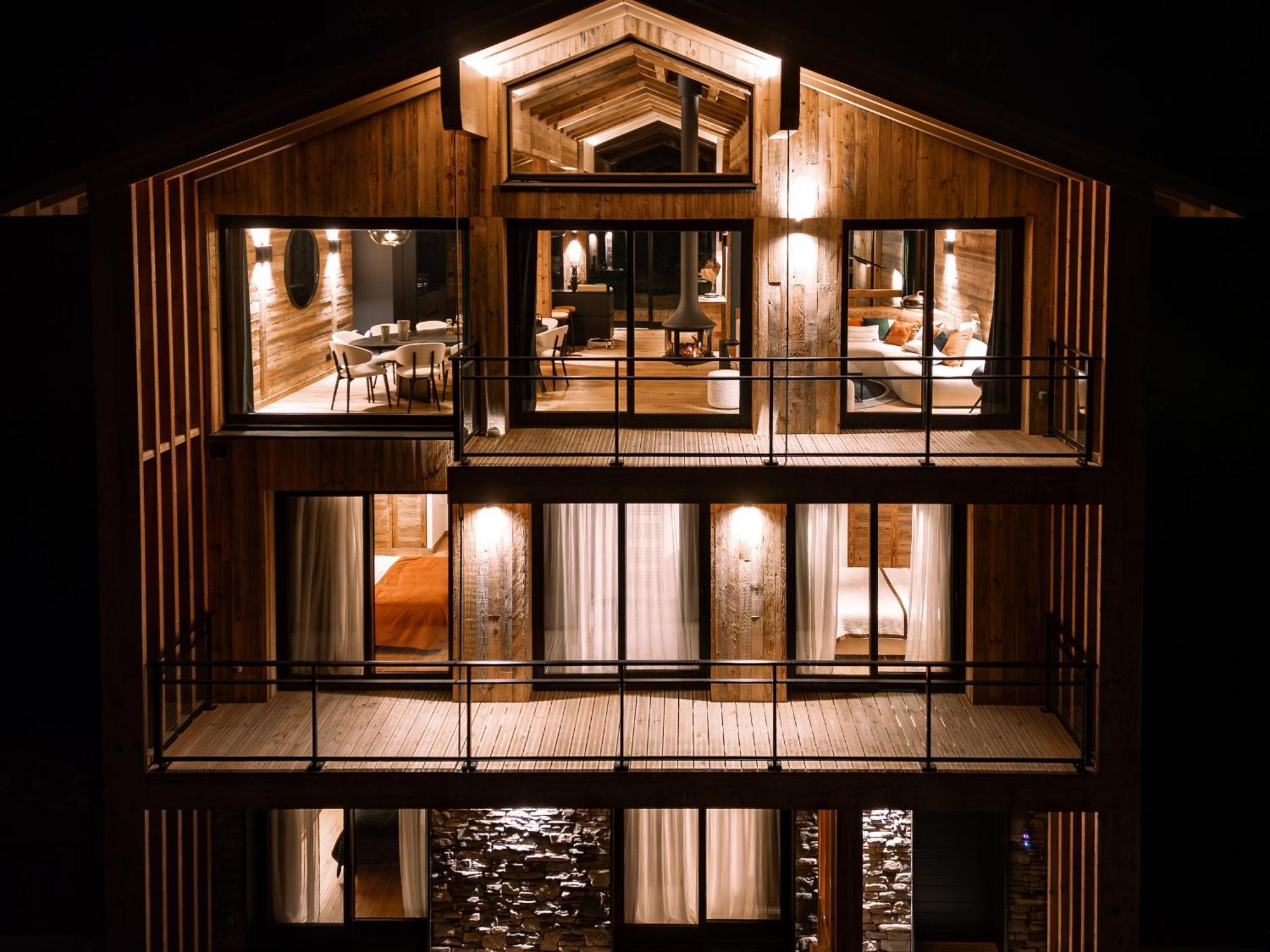 De Luxe A Avec Spa, Acces Direct Aux Pistes - Fr-1-755-23 Chalet *